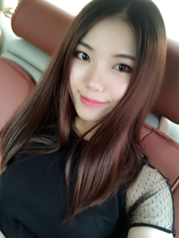 盛开的花朵的第二张照片--淮安相亲服务中心