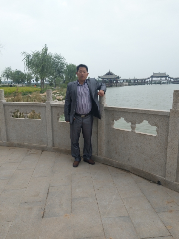 寻找爱的第一张照片--淮安相亲服务中心