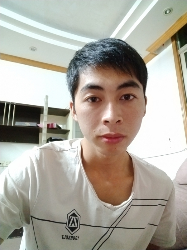 似微笑的第一张照片--淮安相亲服务中心