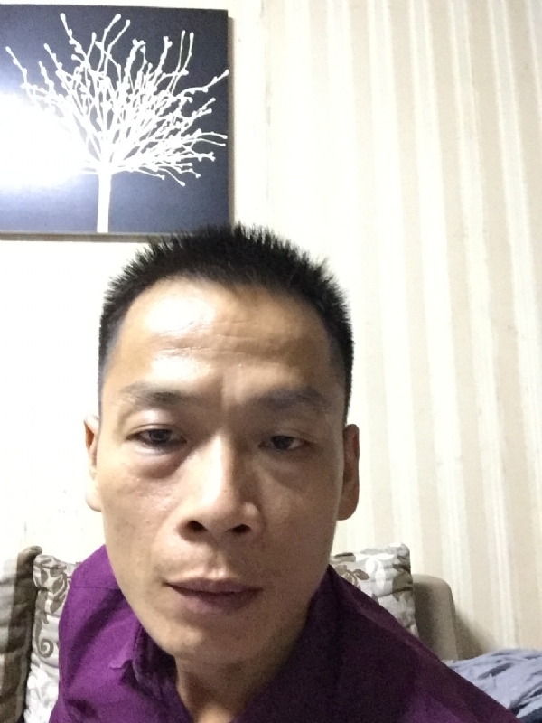 alongzhe的第一张照片--淮安相亲服务中心