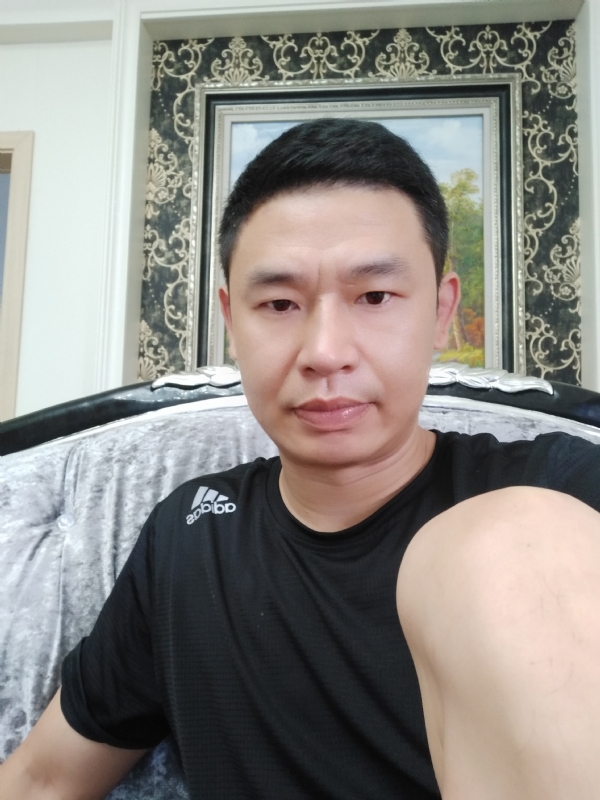 风的第一张照片--淮安相亲服务中心