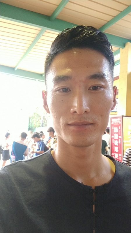 难得糊涂的第一张照片--淮安相亲服务中心