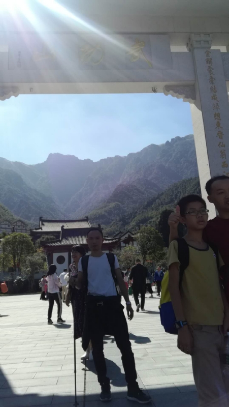 蓝天的第二张照片--淮安相亲服务中心