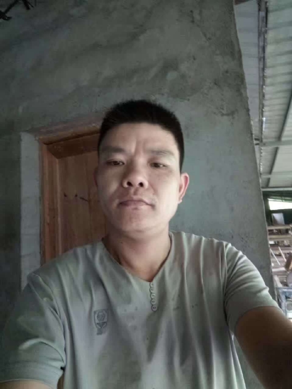 寻找幸福的第一张照片--淮安相亲服务中心