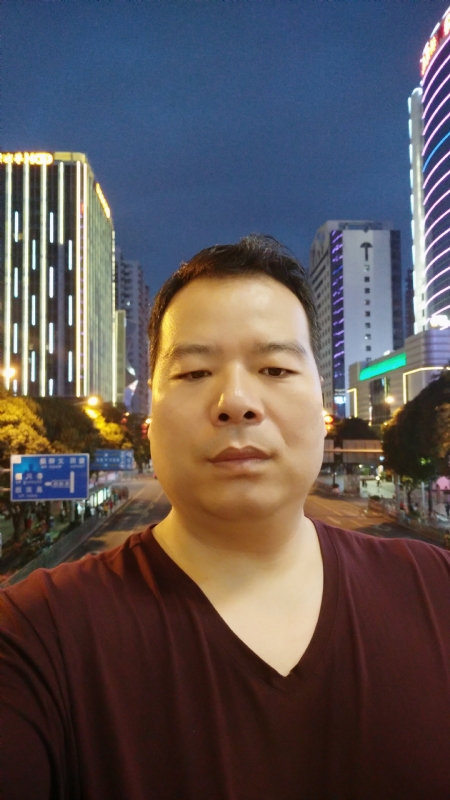 相爱一辈子的第一张照片--淮安相亲服务中心