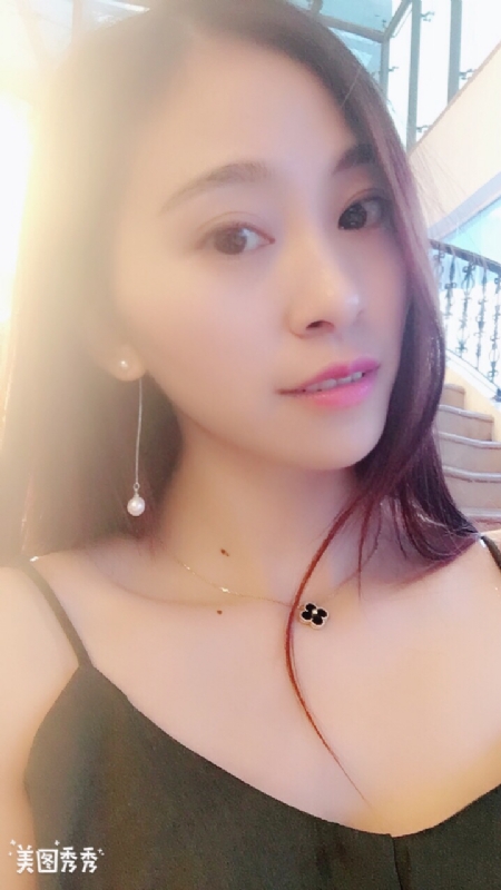 隨風的云的第一张照片--淮安相亲服务中心