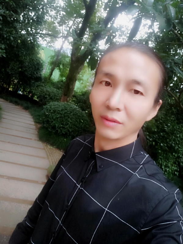 北方的狼的第一张照片--淮安相亲服务中心