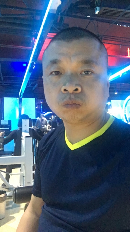 奋斗的第一张照片--淮安相亲服务中心