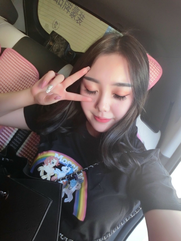 佳怡的第四张照片--淮安相亲服务中心