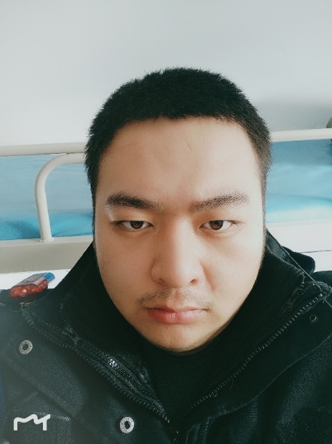 负重前行的第一张照片--淮安相亲服务中心