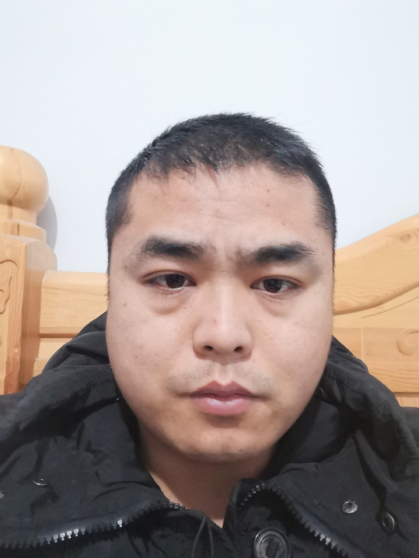 真诚的第一张照片--淮安相亲服务中心