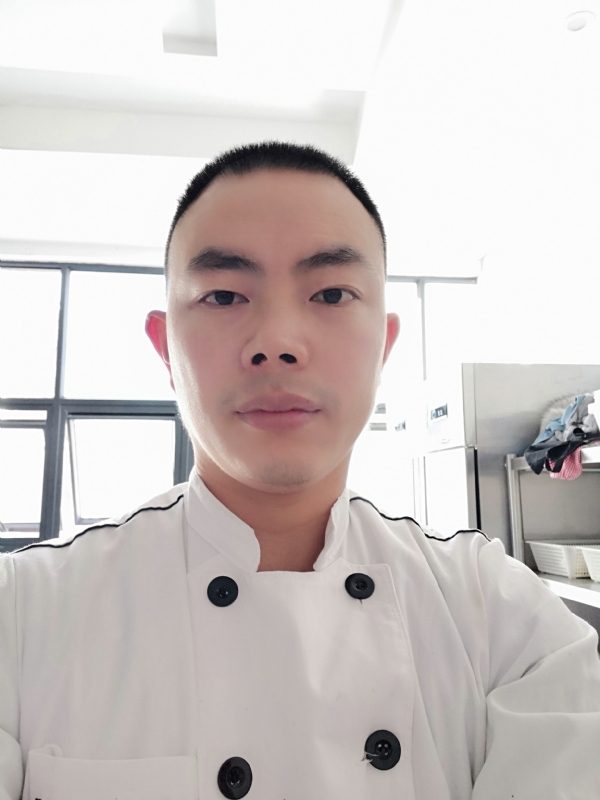 剑客段狼的第一张照片--淮安相亲服务中心