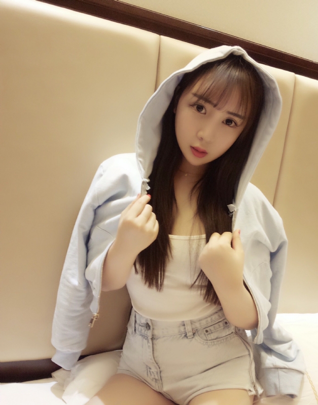 琪琪的第一张照片--淮安相亲服务中心