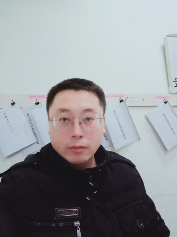 一头猪的第一张照片--淮安相亲服务中心