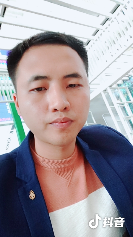 佳鑫的第一张照片--淮安相亲服务中心