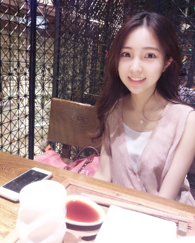 冰艳残阳的第二张照片--淮安相亲服务中心