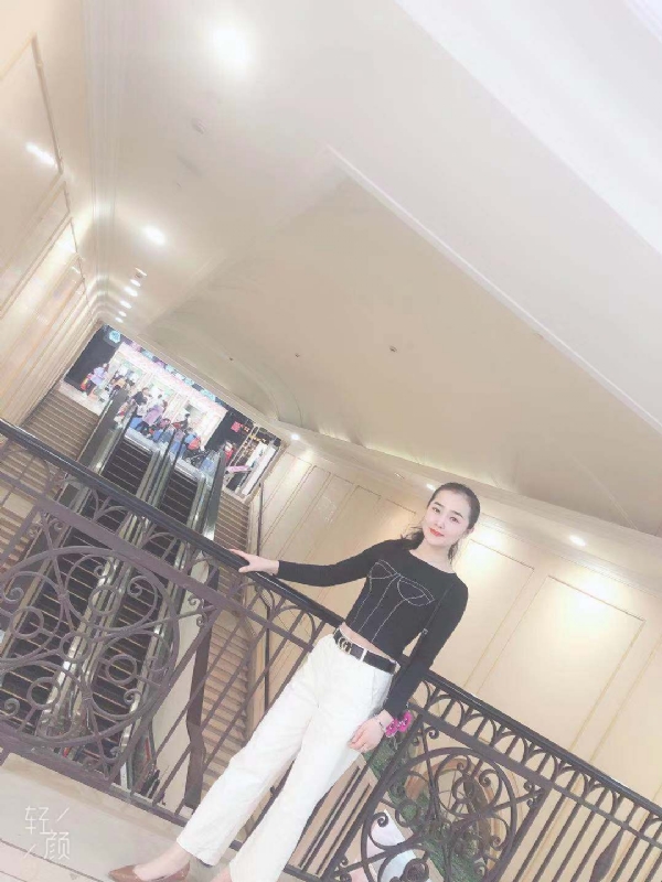 时光浅夏的第四张照片--淮安相亲服务中心