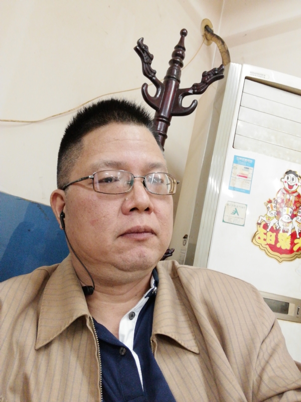 一个人的第一张照片--淮安相亲服务中心