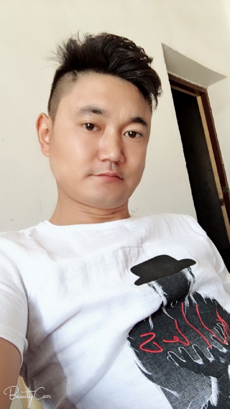 yang的第一张照片--淮安相亲服务中心