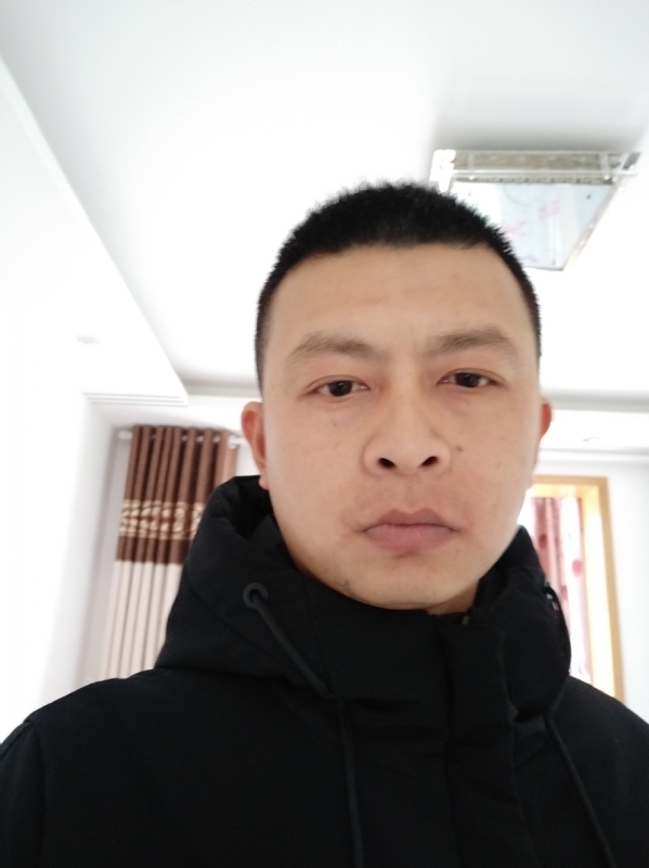 吴伟899的第一张照片--淮安相亲服务中心