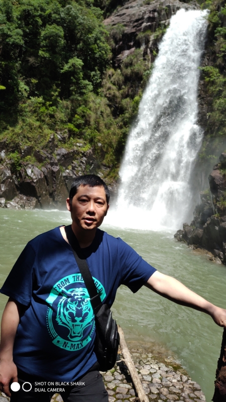 石头的第一张照片--淮安相亲服务中心