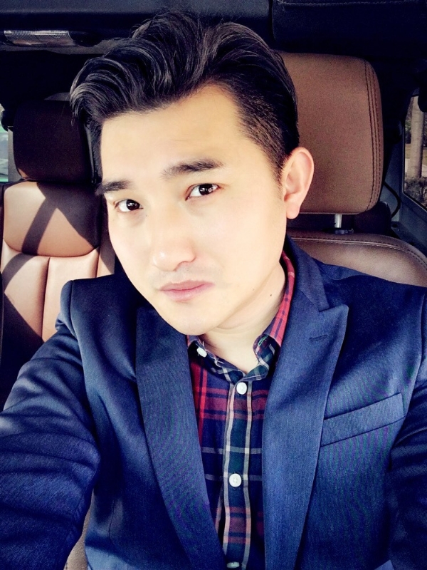 奋斗的第三张照片--淮安相亲服务中心