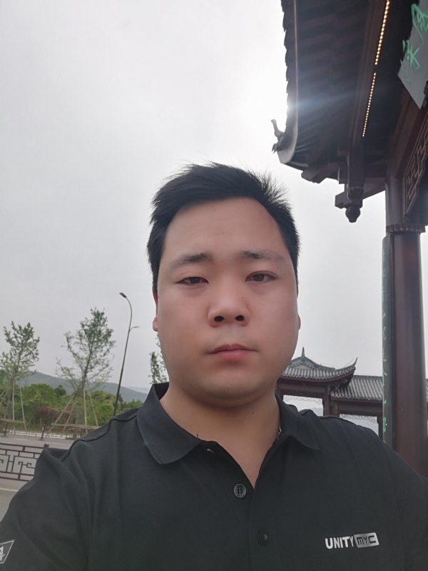 微笑的第一张照片--淮安相亲服务中心