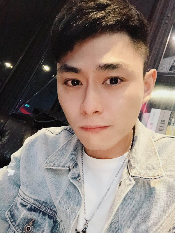 浩浩的第一张照片--淮安相亲服务中心