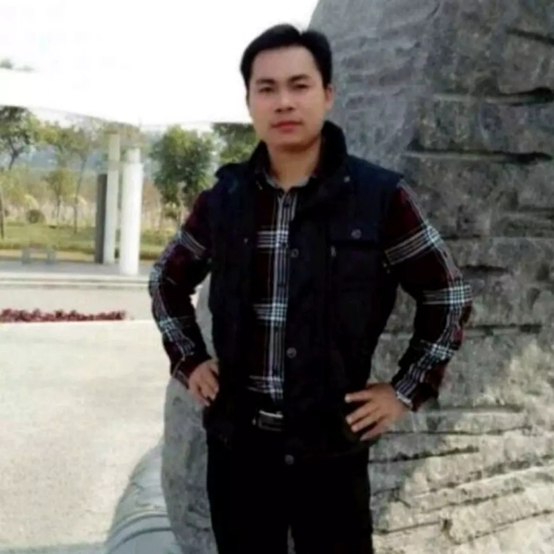 selfdy的第一张照片--淮安相亲服务中心