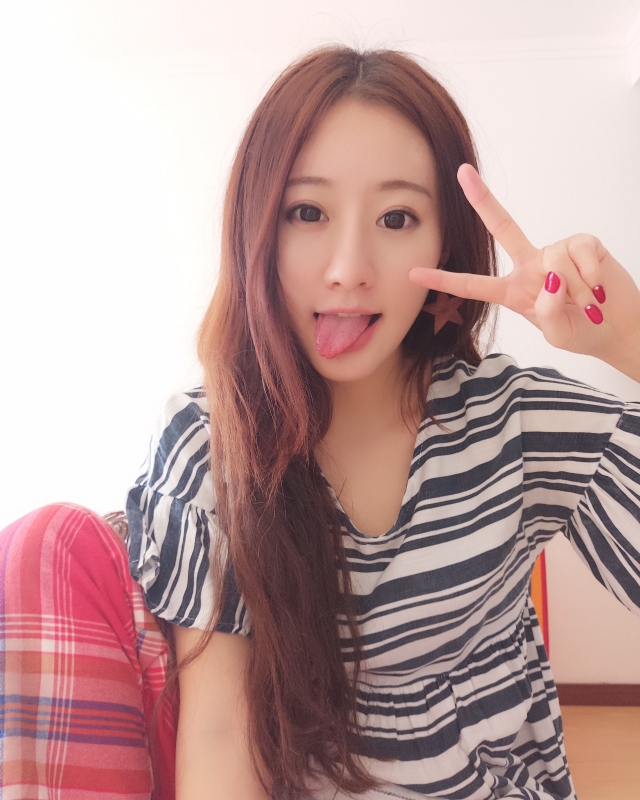 没有故事的女同学的第三张照片--淮安相亲服务中心