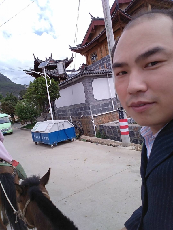 当代军人的第一张照片--淮安相亲服务中心