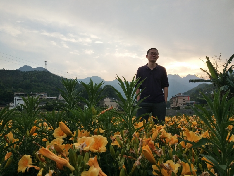 黄晓东的第一张照片--淮安相亲服务中心