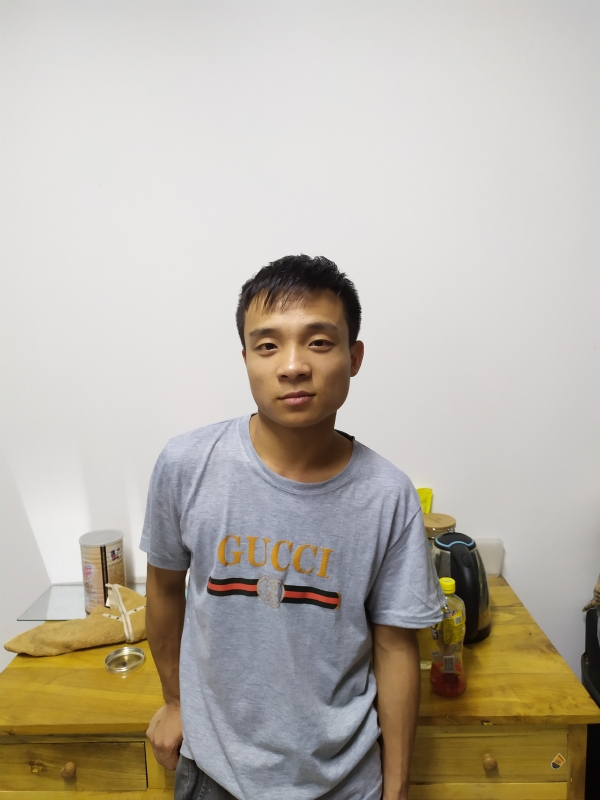 站着等你三千年的第一张照片--淮安相亲服务中心