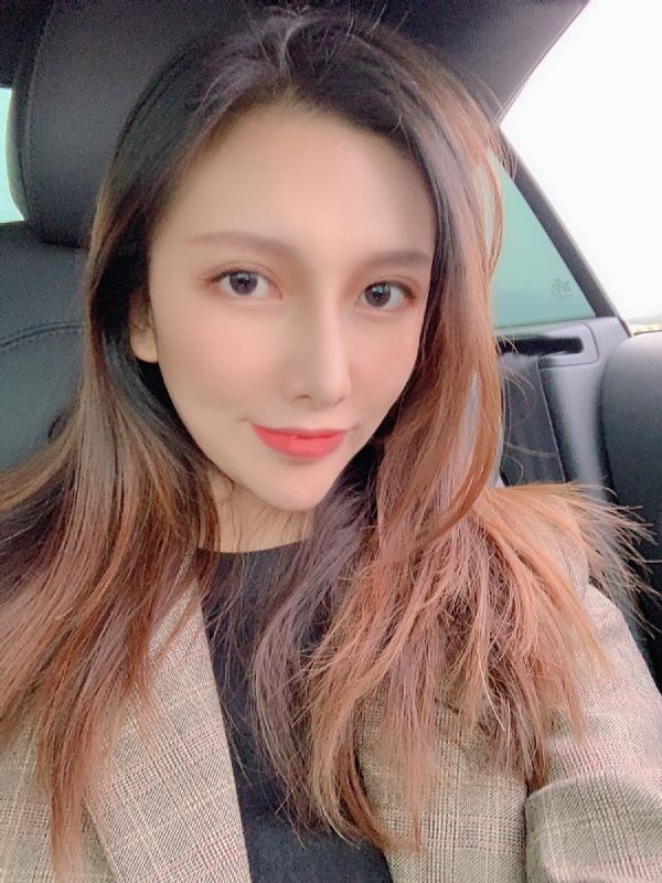 李岚Lancy的第一张照片--淮安相亲服务中心