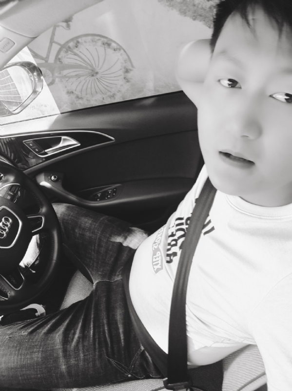 意中人的第一张照片--淮安相亲服务中心