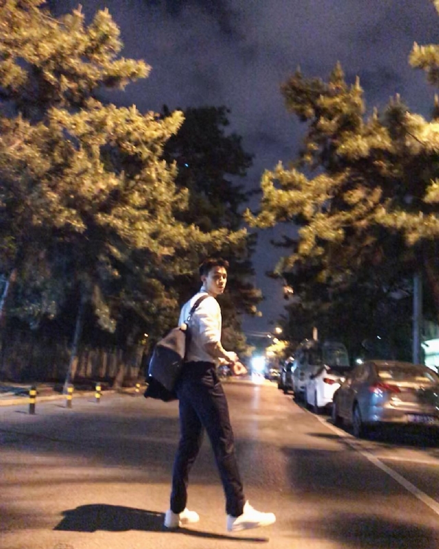 深海的第二张照片--淮安相亲服务中心