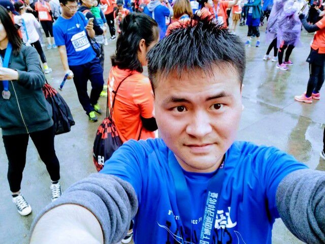 小五在跳舞的第一张照片--淮安相亲服务中心