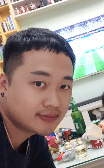 枫叶的第一张照片--淮安相亲服务中心