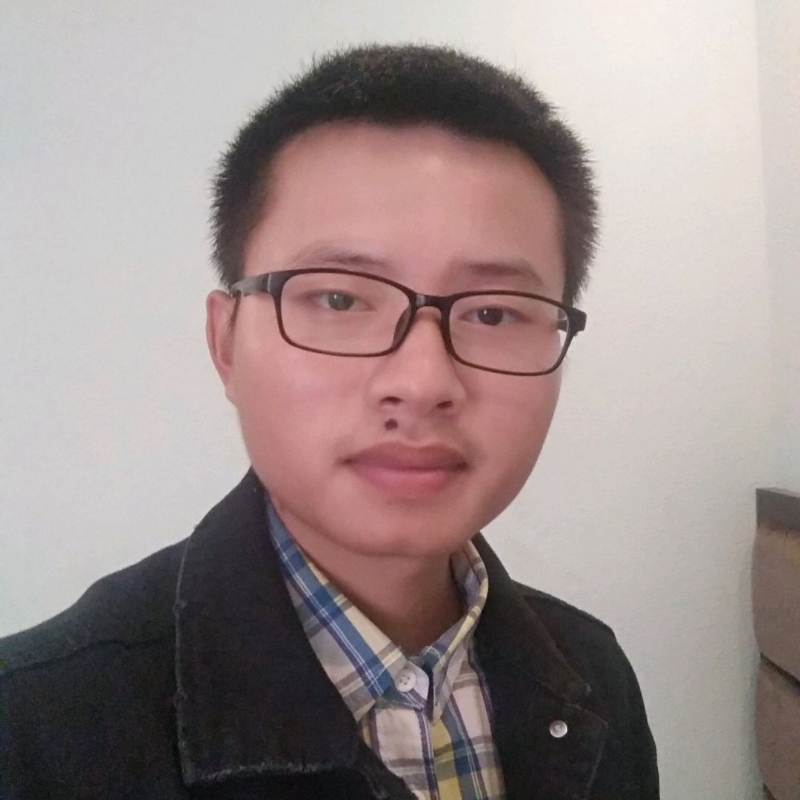 一只独行的猪的第一张照片--淮安相亲服务中心