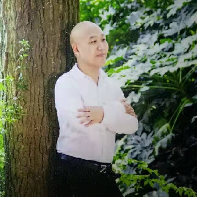 郑鑫牵手的第一张照片--淮安相亲服务中心