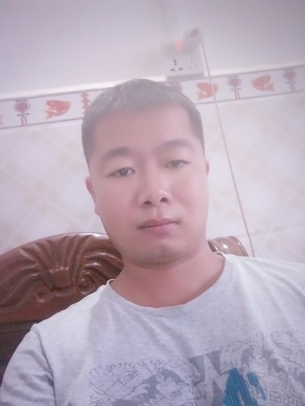 心雨的第一张照片--淮安相亲服务中心