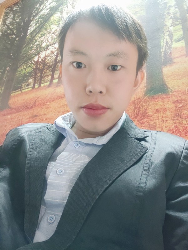 yuhyzww的第一张照片--淮安相亲服务中心