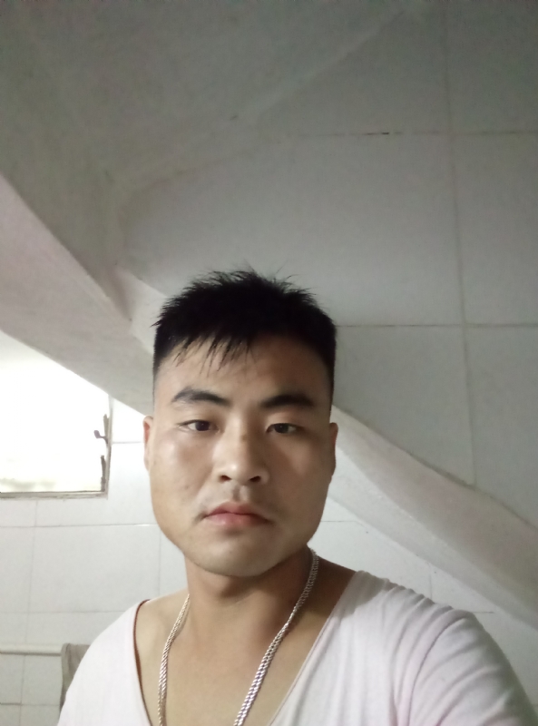 落叶知秋的第一张照片--淮安相亲服务中心