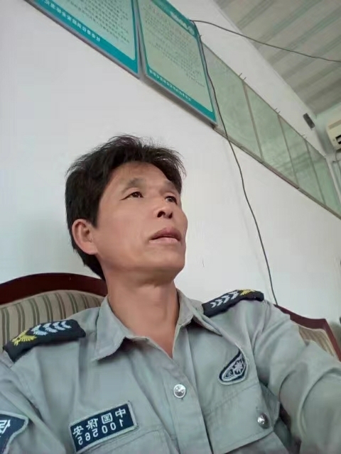 卧窗听雨的第一张照片--淮安相亲服务中心