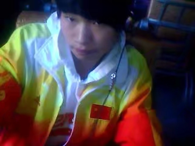 路边的野草的第一张照片--淮安相亲服务中心