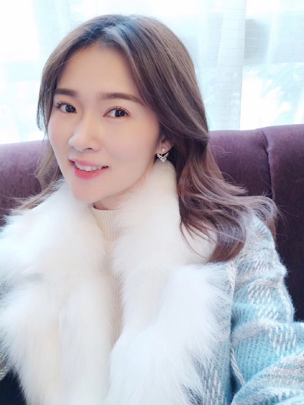 邓媛的第一张照片--淮安相亲服务中心