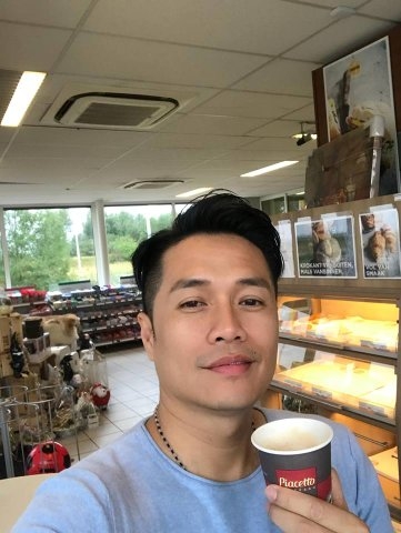 短歌的第一张照片--淮安相亲服务中心