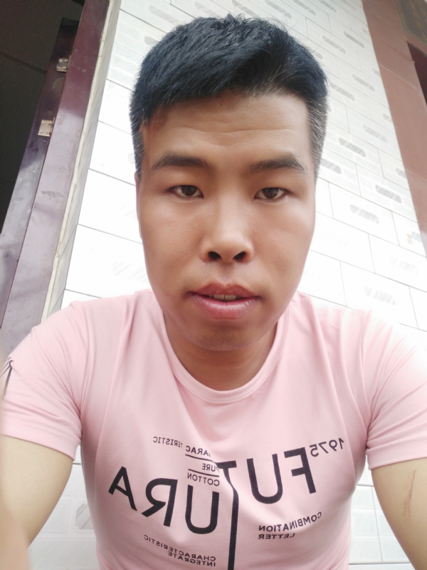 守护爱情的第一张照片--淮安相亲服务中心