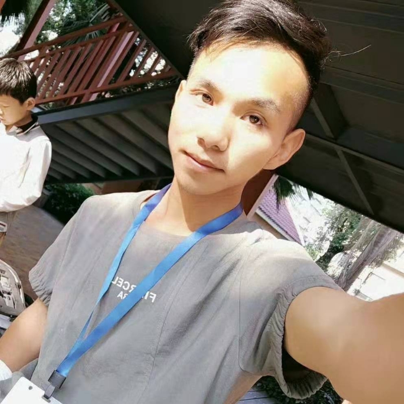 公子你好的第一张照片--淮安相亲服务中心