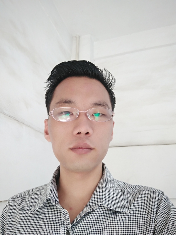 心随意动的第一张照片--淮安相亲服务中心